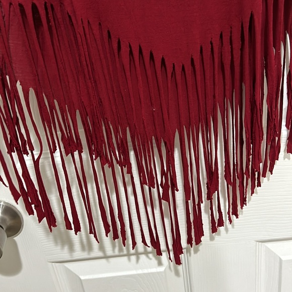 Shyanne women’s size large tank with fringes - Picture 4 of 5